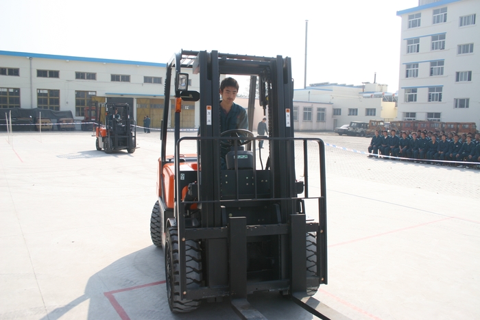 ɽ�|�ۿڹ��̸߼������WУ