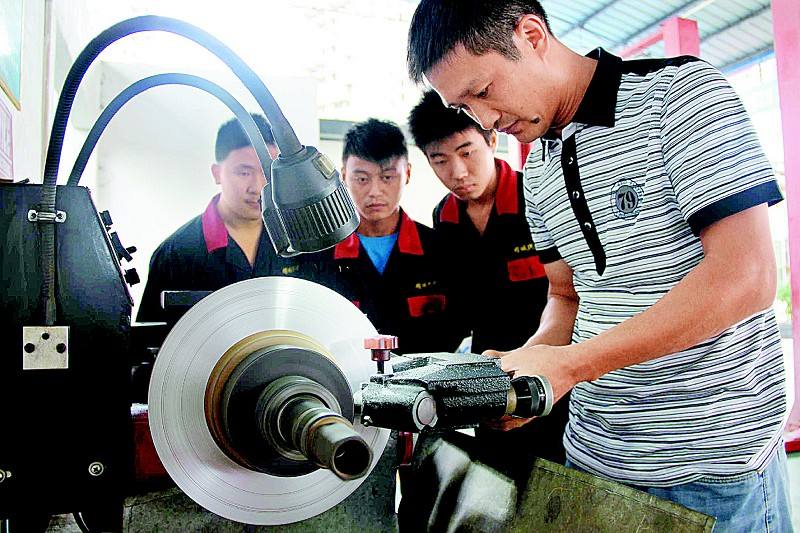 �߽̎���Ƹ�y���̴��L�Εr���G��У��