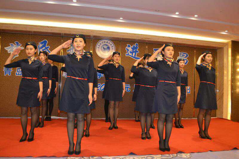 ���u�����I(y��)���g(sh��)�W(xu��)У���շ���(w��)���I(y��)��ô�ӣ�