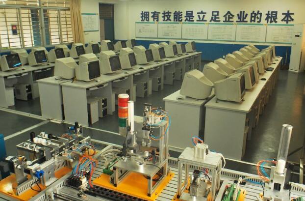 �Ͳ������WУ�_�O�˙C�һ�w�����I��