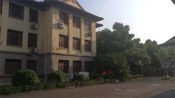 �㽭������W������У�^(q��)��