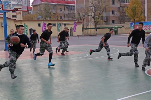 ɽ�|�|�I(y��ng)���˾���W(xu��)У¡���e�еڶ��á���Է�����@��ِ