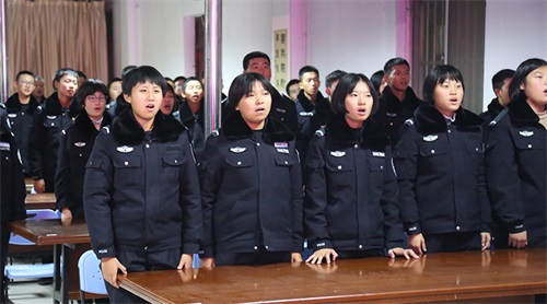 ������ώ���ɽ�|�|�I���˾���WУ�����y�Ļ��v��