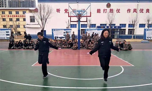 ���K���չӢ�� �B��ƴ���@���֡���ɽ�|�|�I���˾���WУ�e�����K��ِ