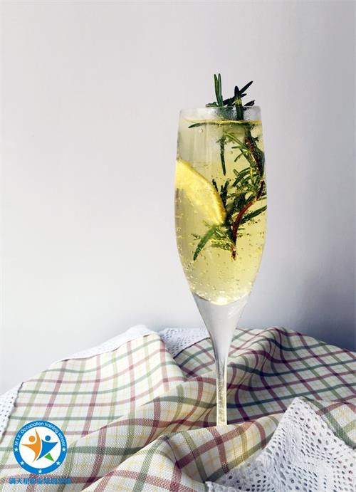 ���u�M�����I(y��)��Ӗ(x��n)�W(xu��)У���{(di��o)���n�̆���