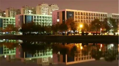 �I���м��g(sh��)�W(xu��)Ժ������Щ���I(y��)��