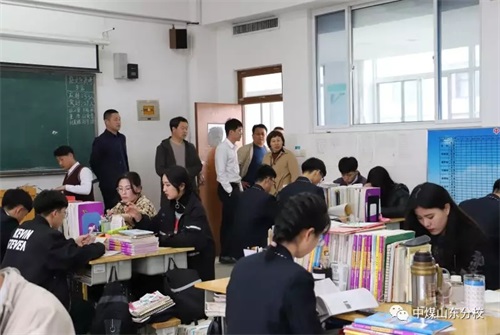 中國煤礦文工團藝術(shù)學(xué)校山東分校:家校共育助力教育新發(fā)展 中國煤礦文工團藝術(shù)學(xué)校山東分校:家校共育助力教育新發(fā)展