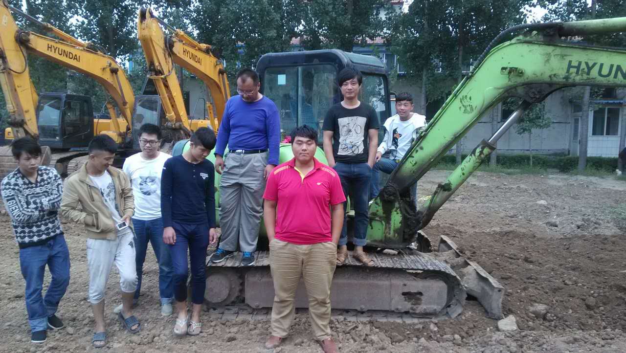 德州挖掘機培訓學校上手實踐多嗎? 德州挖掘機培訓學校上手實踐多嗎?