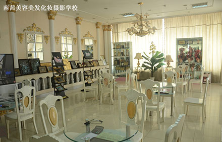 青島南茜美容美發職業培訓學校都有哪些美容美發課程? 青島南茜美容美發職業培訓學校都有哪些美容美發課程?