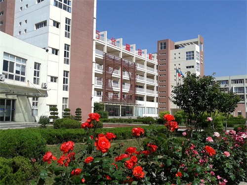 青島市石化高級(jí)技工學(xué)校值得選擇嗎? 青島市石化高級(jí)技工學(xué)校值得選擇嗎?