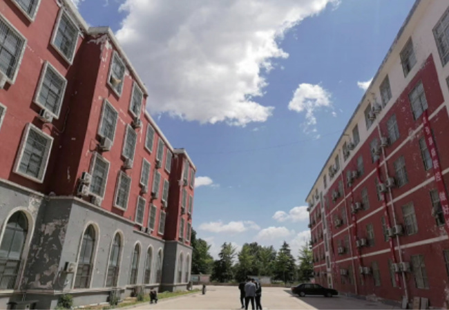 ɽ�|�Ƽ������WУ�R���t�o���W���̌W��ô�ӣ�