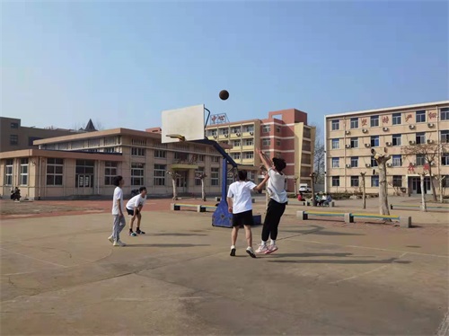 ɽ�|���ڿƼ��V�I���F�߼������WУ�@��ِ�_ʼ�ˣ�