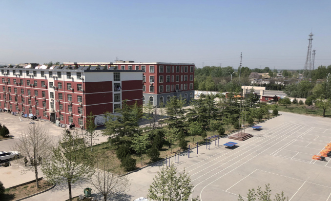 ɽ�|�Ƽ������W(xu��)У�R���t(y��)�o(h��)���W(xu��)�����V�᣿