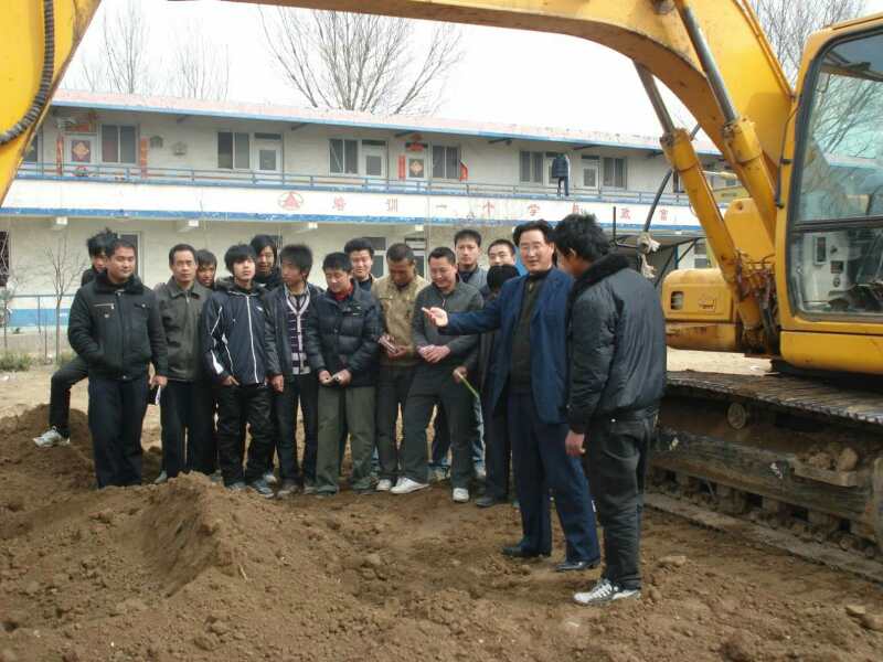 �����E���ھ�C��Ӗ�WУ�_�O��Щ�n�̣�