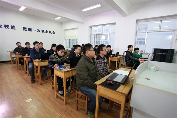 ���������WУ�_�O�й��I�C�����n�̣�